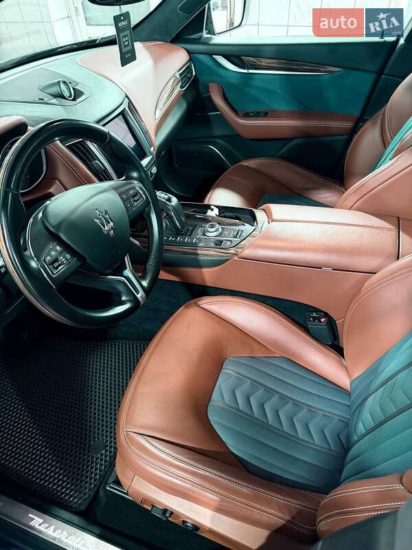 Внедорожник / Кроссовер Maserati Levante 2020 в Львове