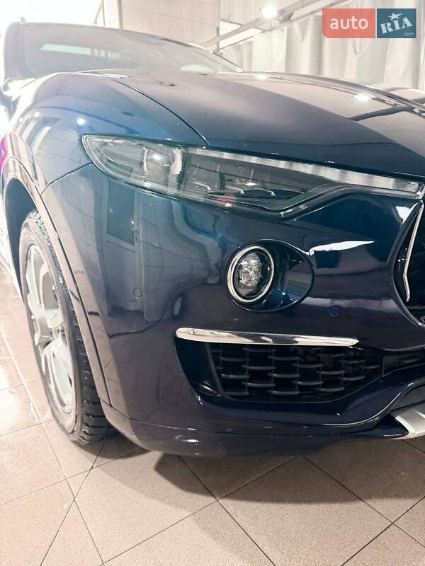 Внедорожник / Кроссовер Maserati Levante 2020 в Львове