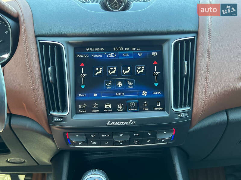 Внедорожник / Кроссовер Maserati Levante 2019 в Житомире