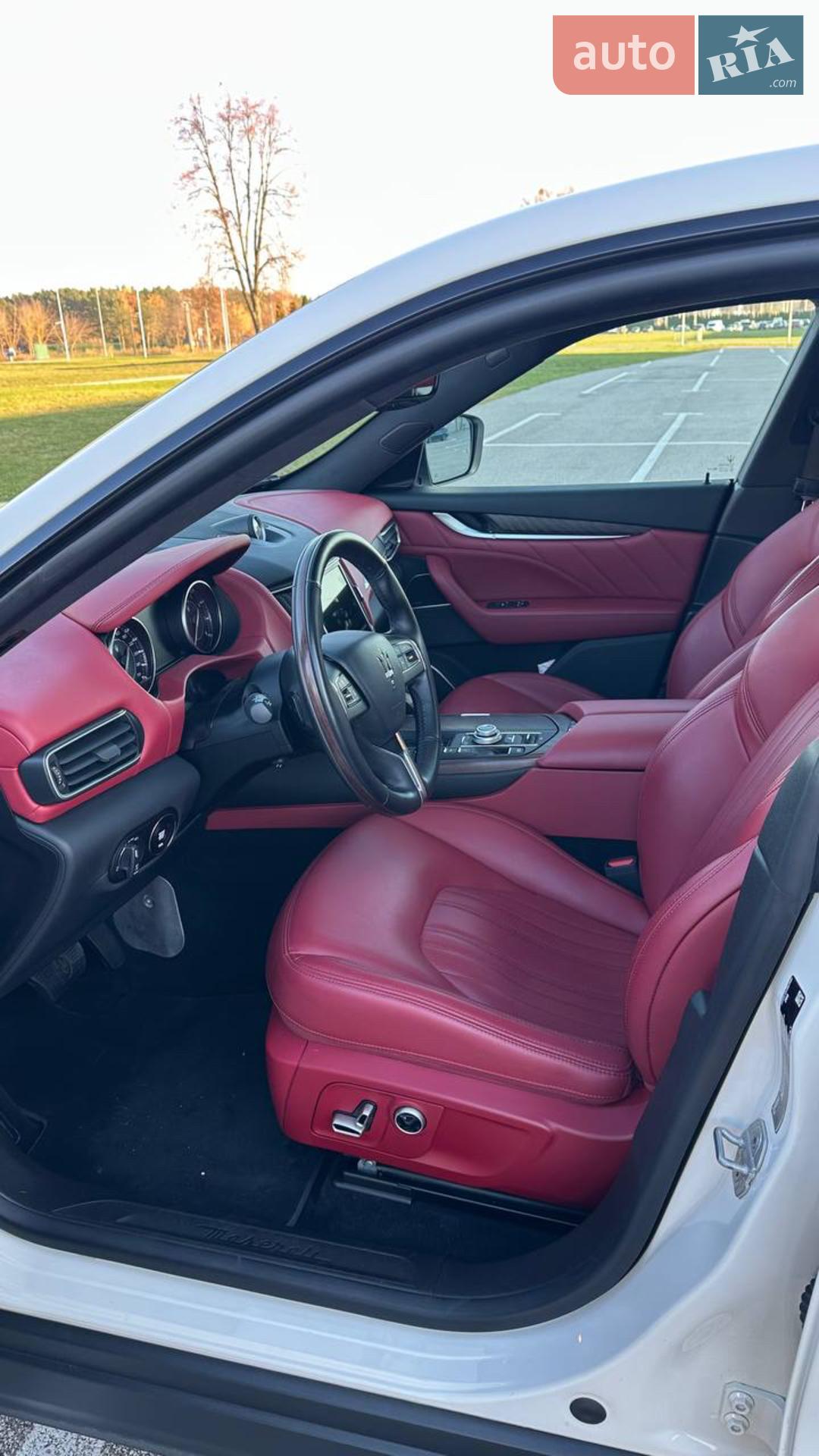Maserati Levante 2021 VIN ZN6AU61B00X391327 фото оголошення 18 з 24