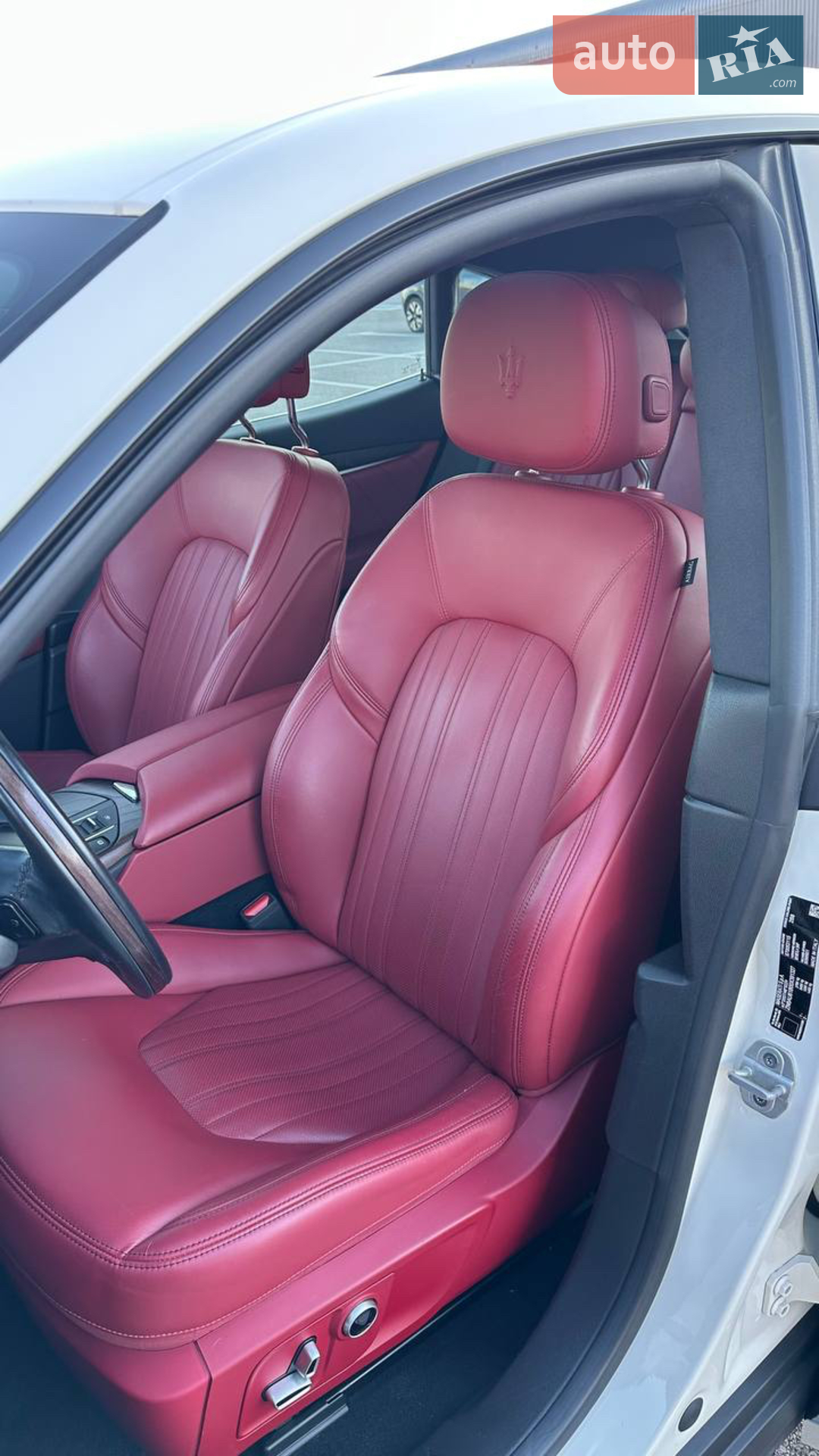 Maserati Levante 2021 VIN ZN6AU61B00X391327 фото оголошення 17 з 24