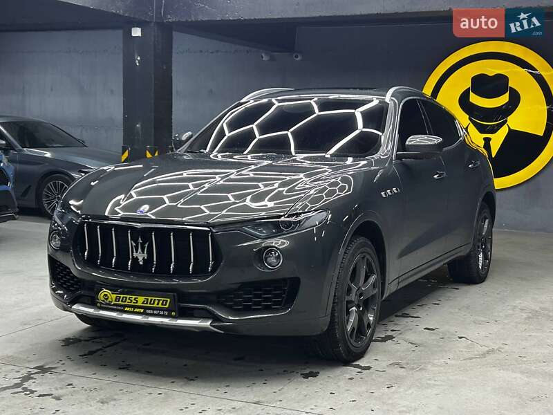Внедорожник / Кроссовер Maserati Levante 2017 в Черновцах