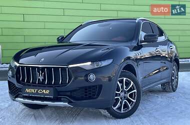Внедорожник / Кроссовер Maserati Levante 2018 в Киеве