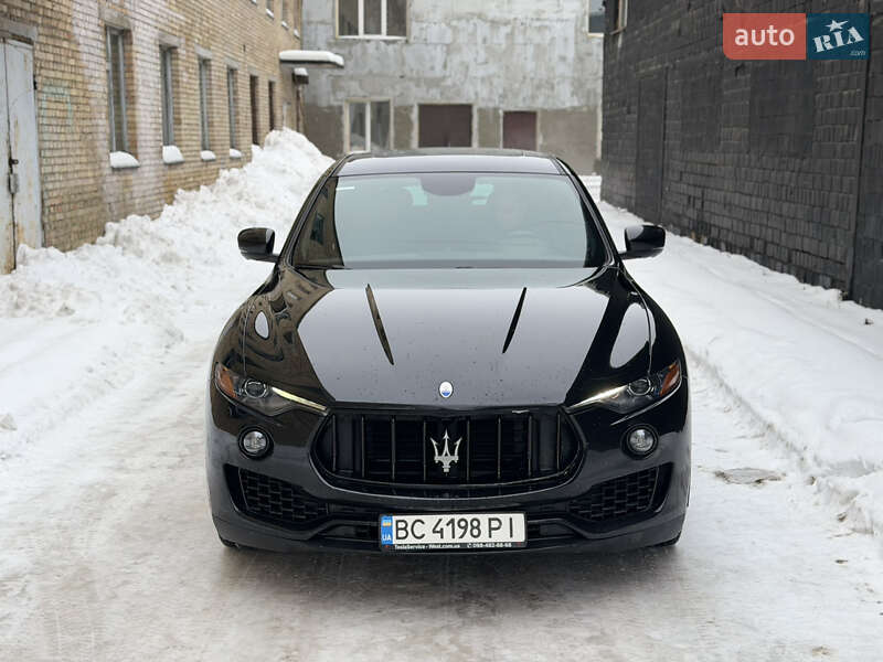 Внедорожник / Кроссовер Maserati Levante 2016 в Киеве фото 9 Внедорожник / Кроссовер Maserati Levante 2016 в Киеве