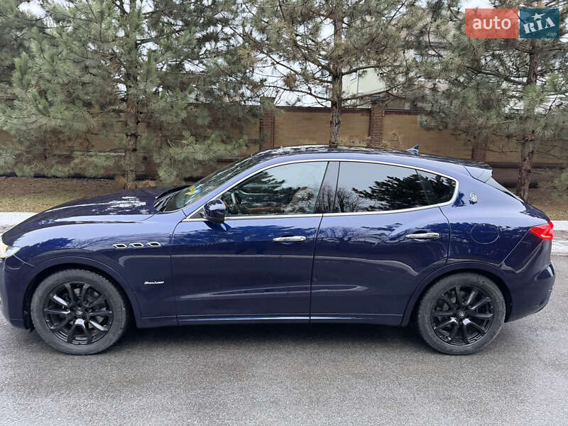 Внедорожник / Кроссовер Maserati Levante 2018 в Днепре фото 13 Внедорожник / Кроссовер Maserati Levante 2018 в Днепре