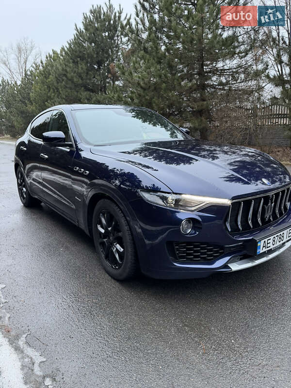 Внедорожник / Кроссовер Maserati Levante 2018 в Днепре фото 48 Внедорожник / Кроссовер Maserati Levante 2018 в Днепре