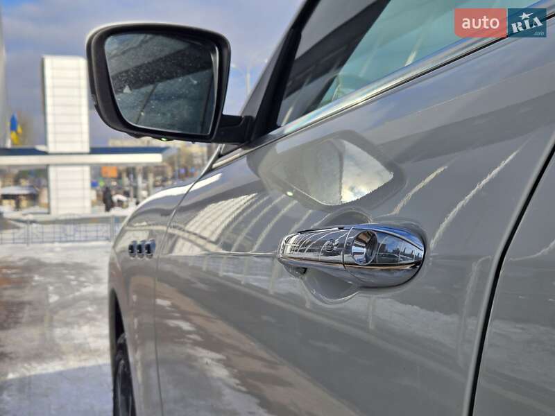 Внедорожник / Кроссовер Maserati Levante 2021 в Киеве фото 34 Внедорожник / Кроссовер Maserati Levante 2021 в Киеве