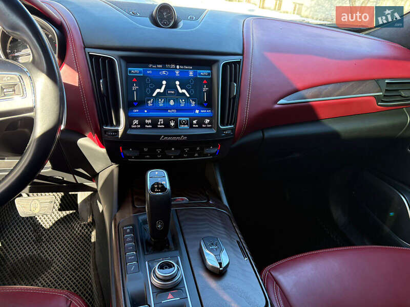 Внедорожник / Кроссовер Maserati Levante 2018 в Тернополе фото 2 Внедорожник / Кроссовер Maserati Levante 2018 в Тернополе