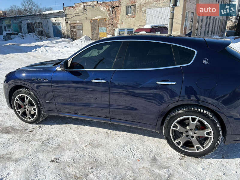 Внедорожник / Кроссовер Maserati Levante 2018 в Тернополе фото 35 Внедорожник / Кроссовер Maserati Levante 2018 в Тернополе