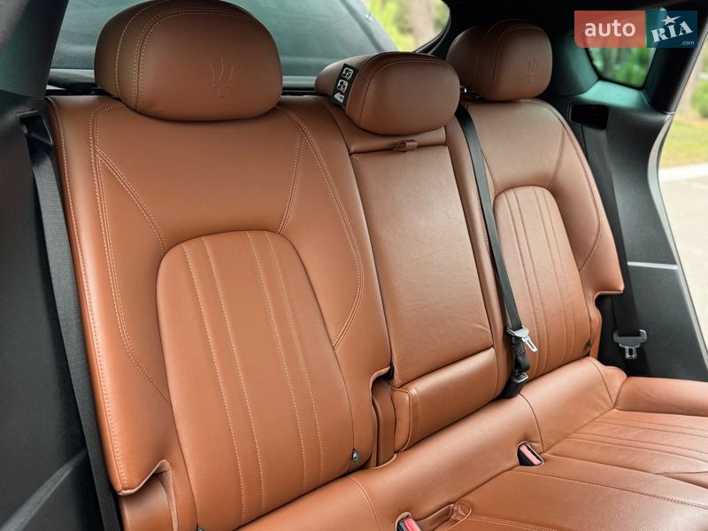 Позашляховик / Кросовер Maserati Levante 2017 в Києві