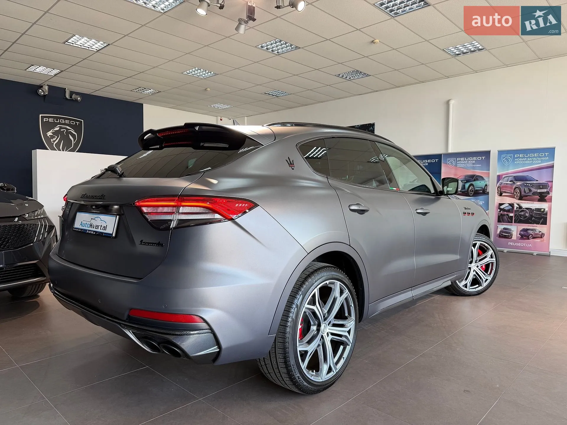 2021 Maserati Levante - мініатюра 12