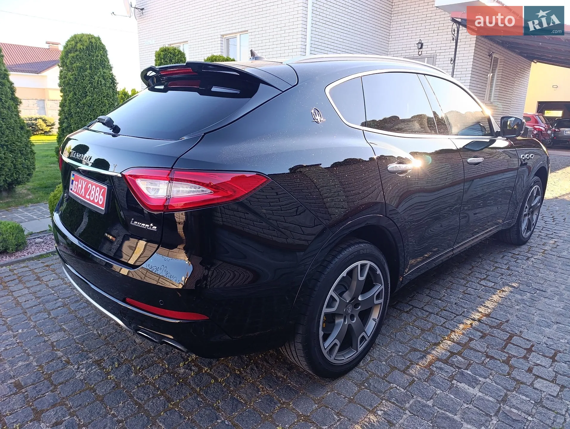 2017 Maserati Levante - мініатюра 10