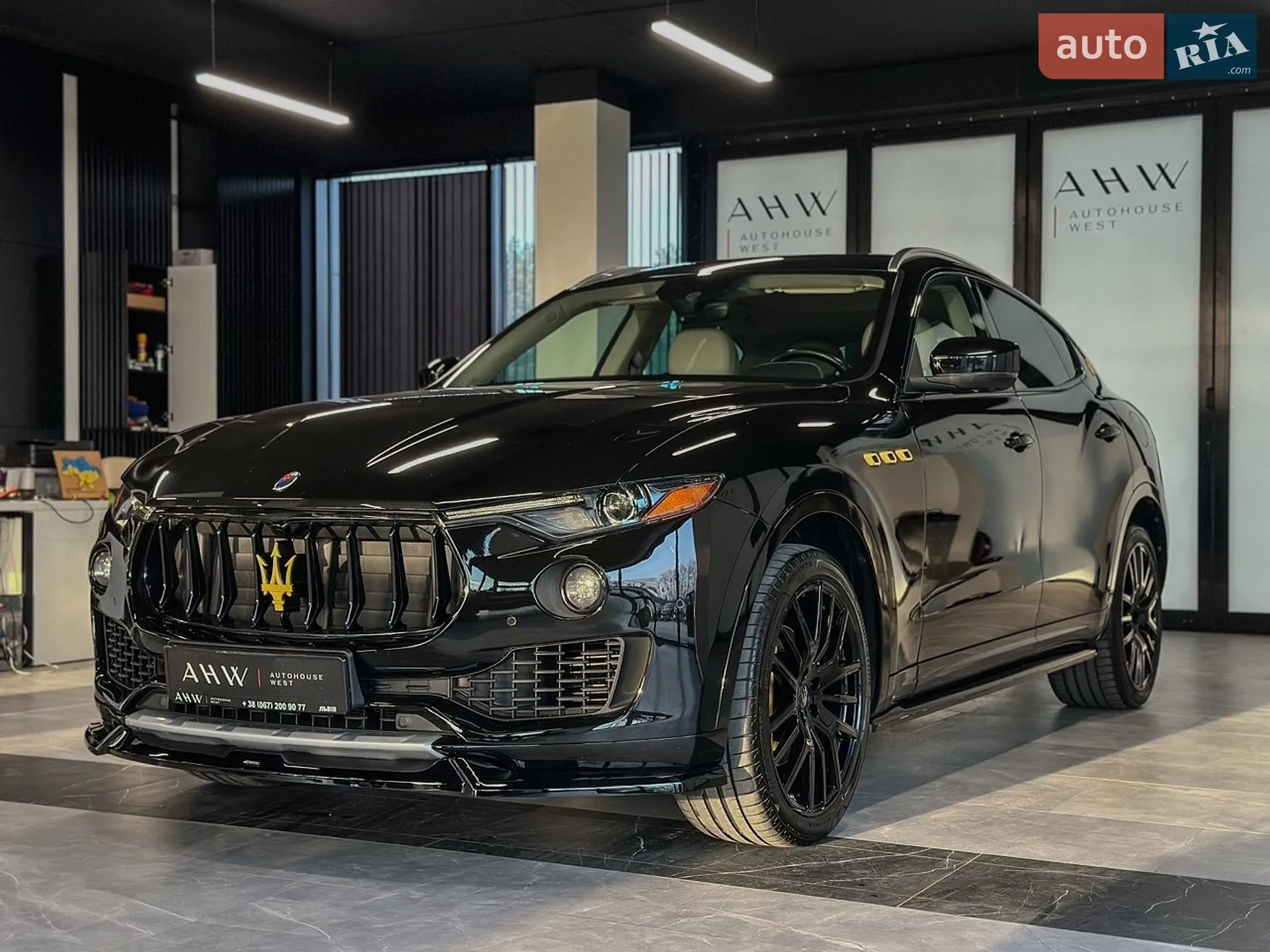 2017 Maserati Levante - мініатюра 10