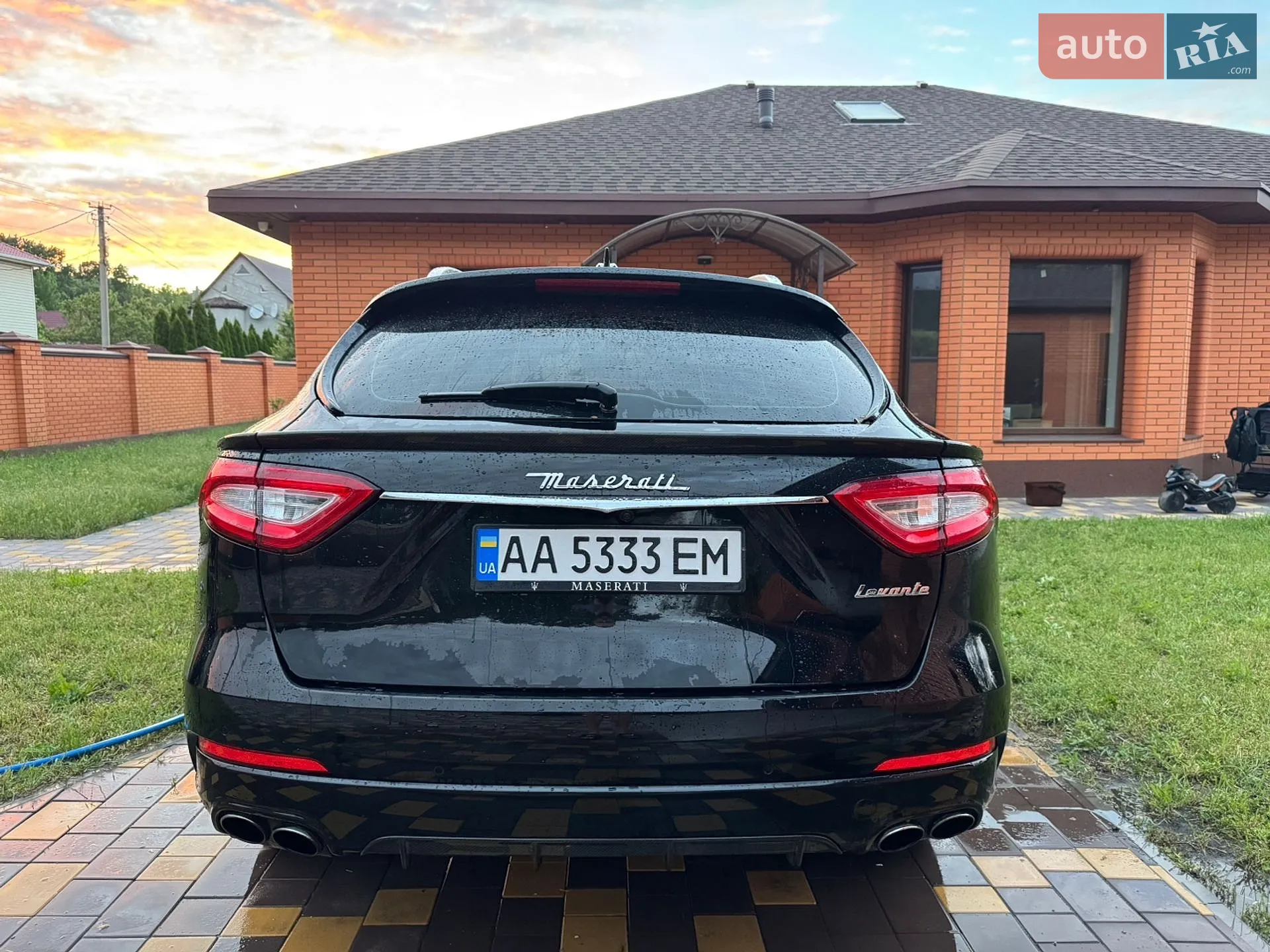 2016 Maserati Levante - мініатюра 18
