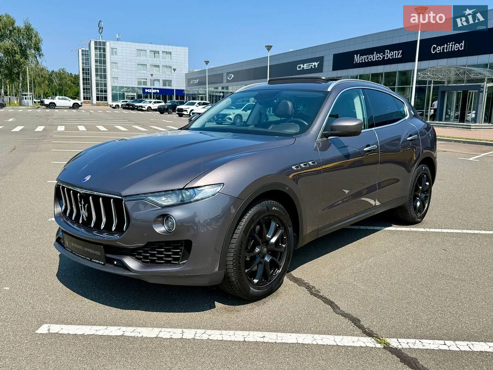 2017 Maserati Levante - мініатюра 3