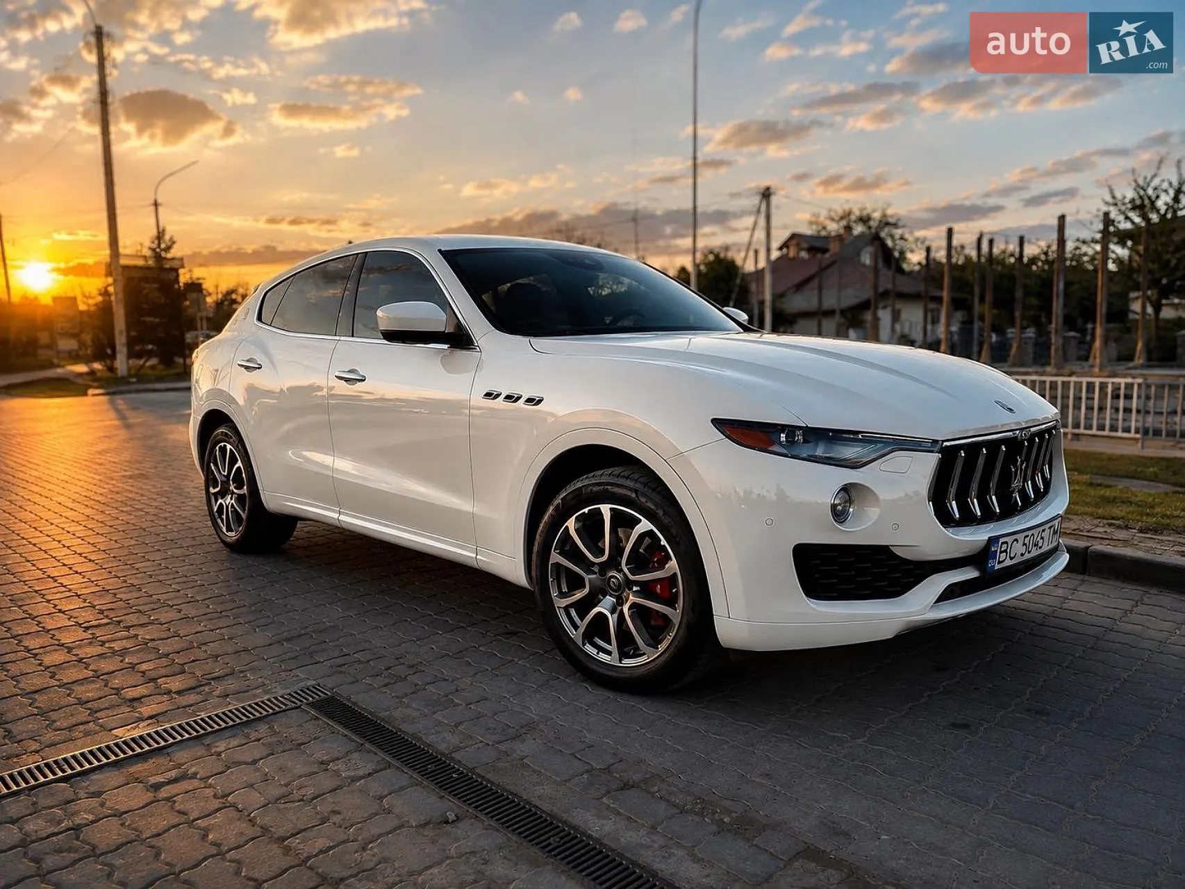 2020 Maserati Levante - мініатюра 2