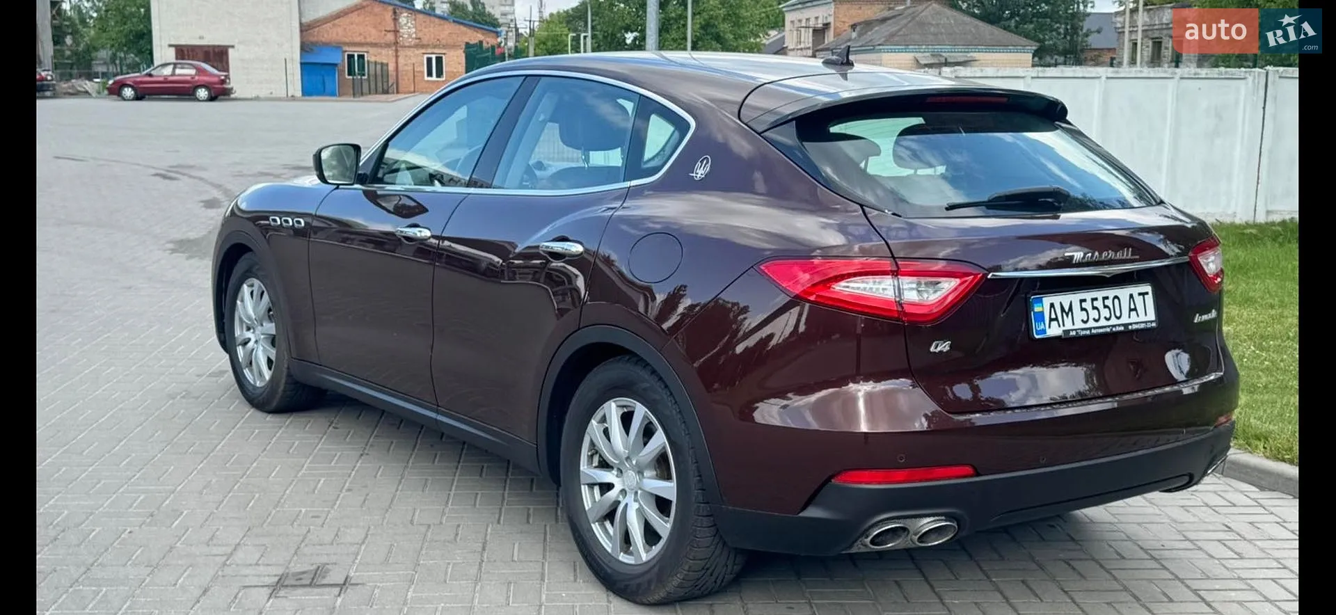 2017 Maserati Levante - мініатюра 2