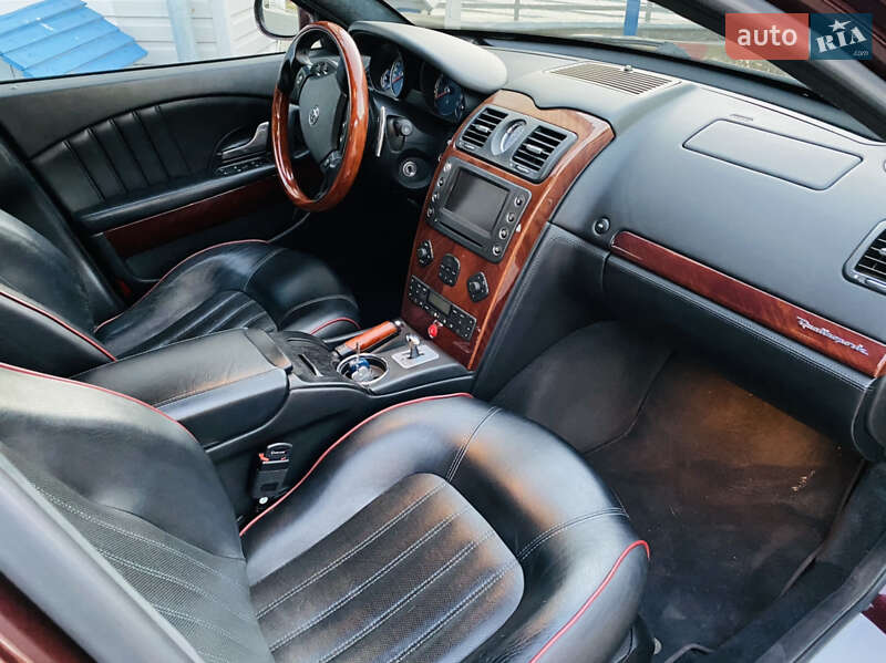 Седан Maserati Quattroporte 2006 в Сумах
