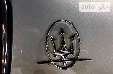 Седан Maserati Quattroporte 2006 в Киеве