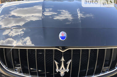 Седан Maserati Quattroporte 2014 в Днепре