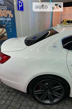 Седан Maserati Quattroporte 2014 в Киеве