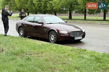 Седан Maserati Quattroporte 2006 в 
