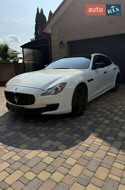 Седан Maserati Quattroporte 2013 в 