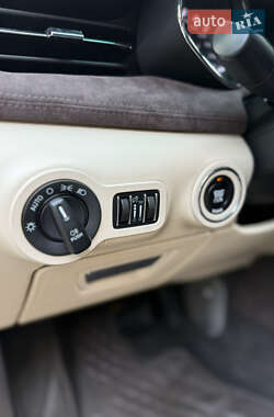 Седан Maserati Quattroporte 2013 в 
