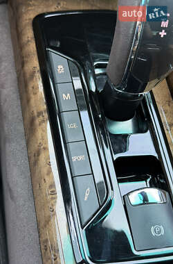 Седан Maserati Quattroporte 2013 в 