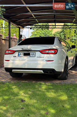 Седан Maserati Quattroporte 2013 в 