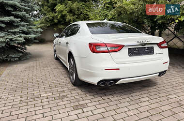 Седан Maserati Quattroporte 2017 в Киеве