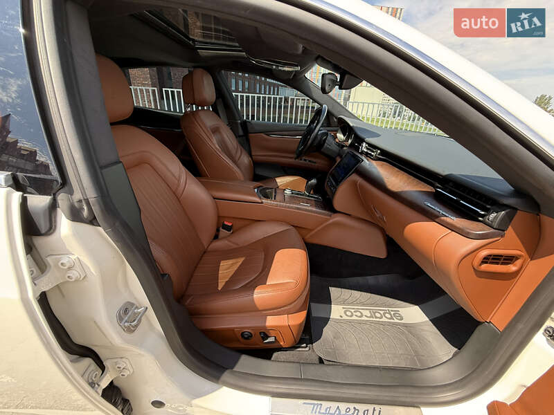 Седан Maserati Quattroporte 2017 в Днепре