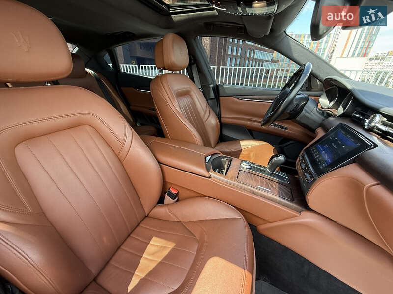 Седан Maserati Quattroporte 2017 в Днепре
