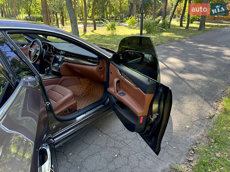 Седан Maserati Quattroporte 2018 в Киеве