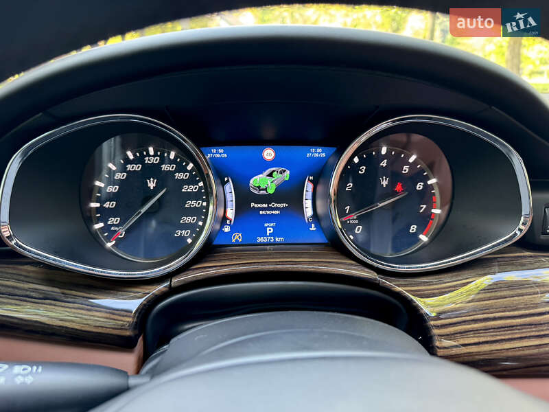 Седан Maserati Quattroporte 2018 в Киеве