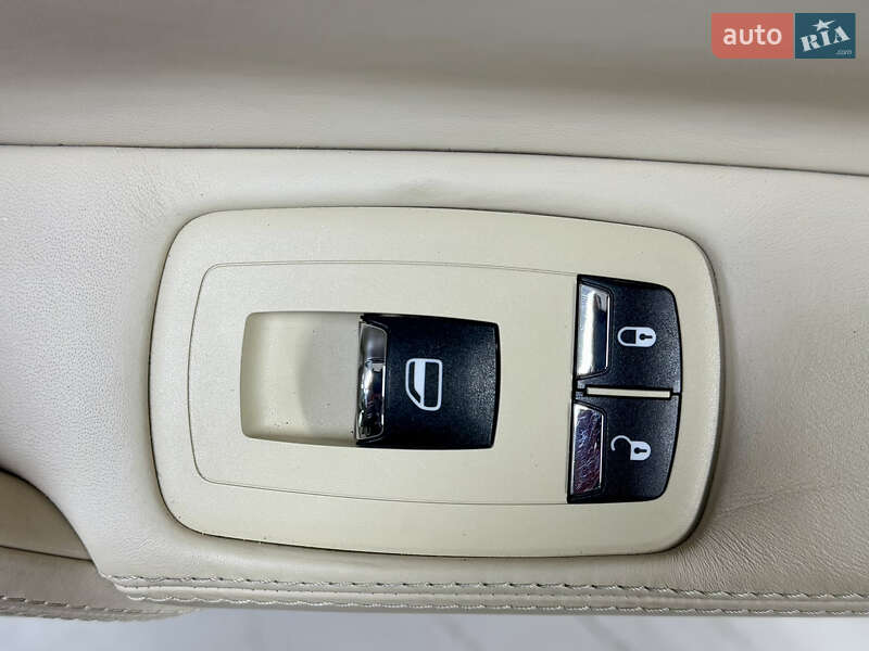 Седан Maserati Quattroporte 2013 в Киеве