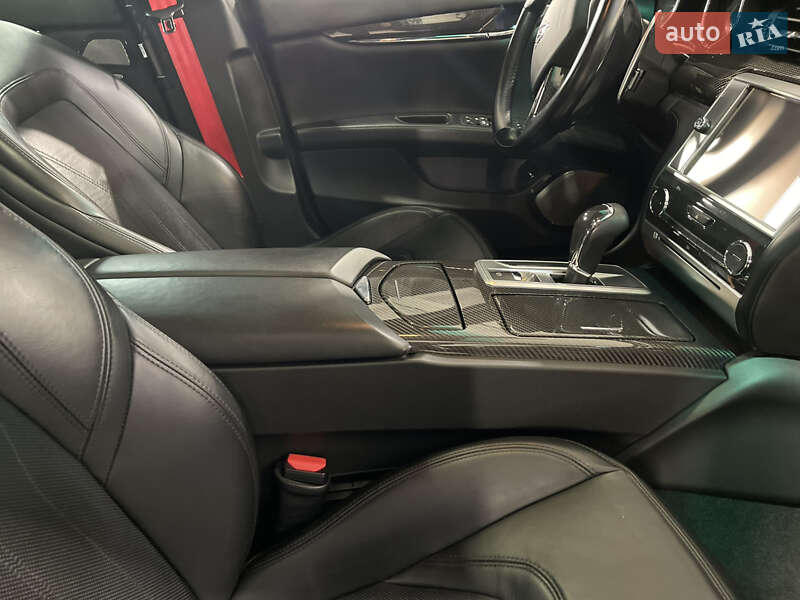 Седан Maserati Quattroporte 2013 в Киеве фото 35 Седан Maserati Quattroporte 2013 в Киеве