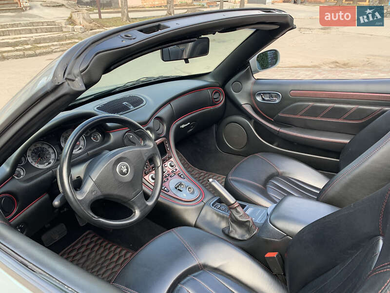 Кабриолет Maserati Spyder 2005 в Днепре