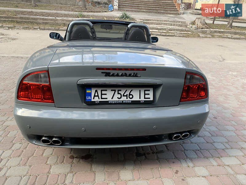 Кабриолет Maserati Spyder 2005 в Днепре