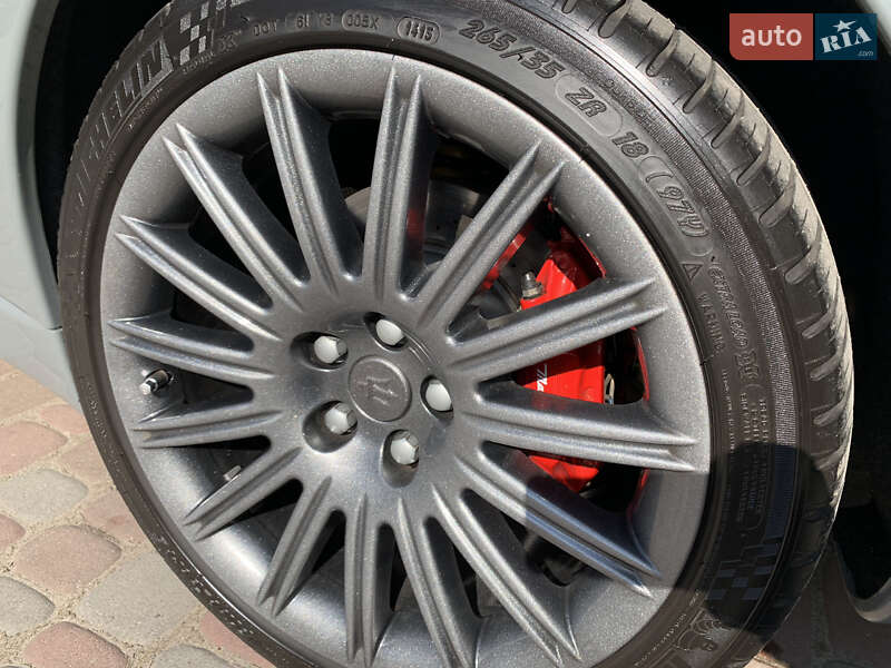 Кабриолет Maserati Spyder 2005 в Днепре