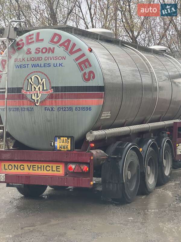 Цистерна напівпричіп Massenza 4SVN-511 1994 в Чернівцях