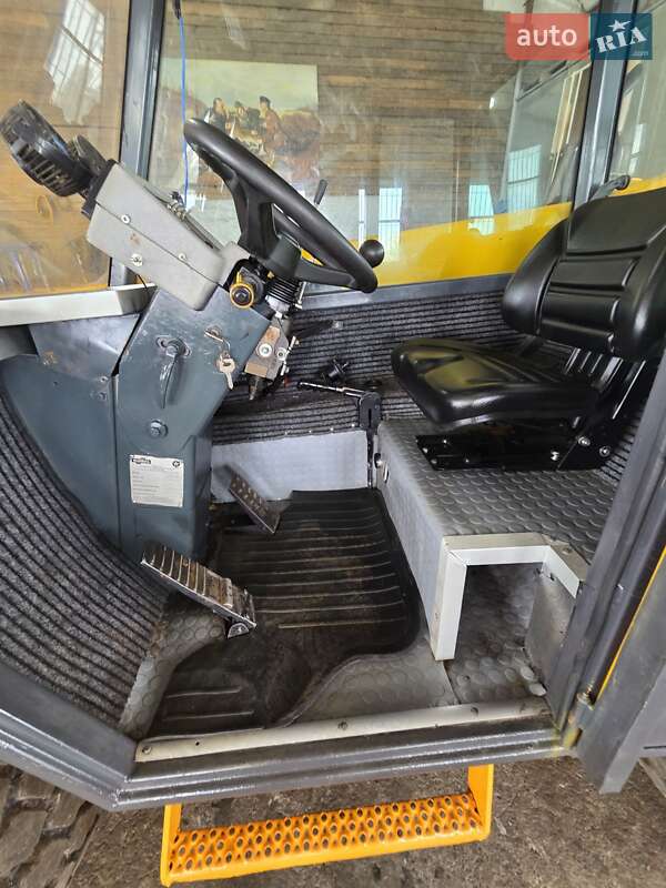 Телескопический погрузчик Matbro TS 1995 в Томашполе