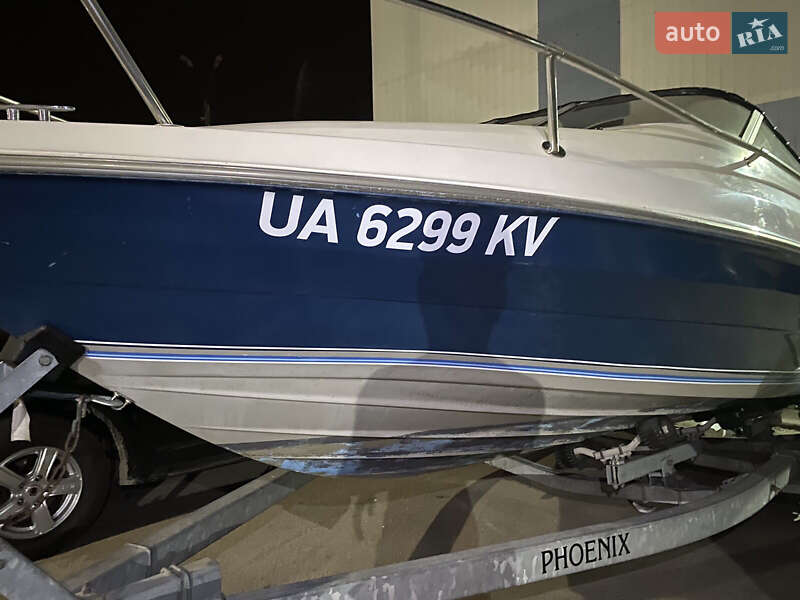 Моторна яхта Maxum 2000S 1995 в Києві