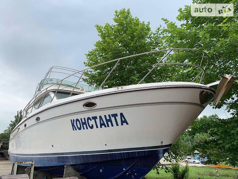 Моторная яхта Maxum 4600 2000 в Киеве