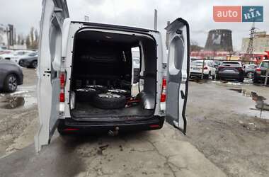 Грузовой фургон Maxus e-Deliver 3 2020 в 