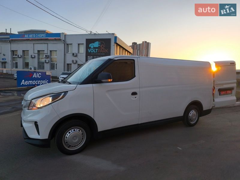 Грузовой фургон Maxus e-Deliver 3 2023 в Киеве