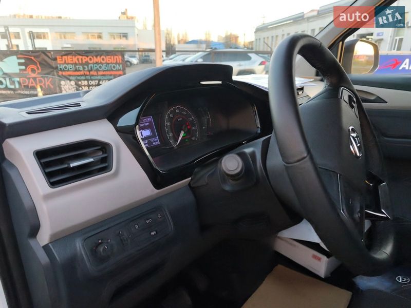 Грузовой фургон Maxus e-Deliver 3 2023 в Киеве