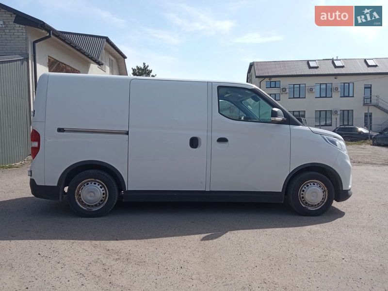 Вантажний фургон Maxus e-Deliver 3 2020 в Радехові фото 5 Вантажний фургон Maxus e-Deliver 3 2020 в Радехові