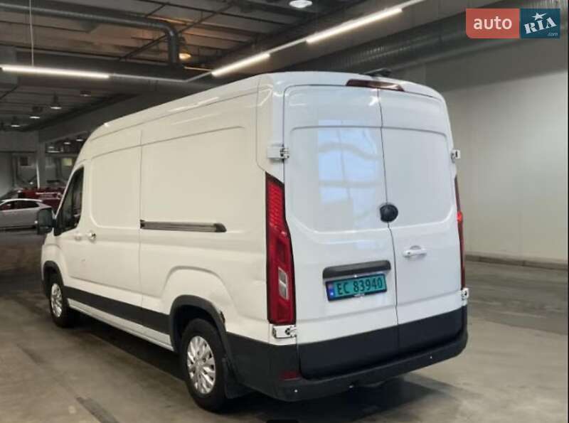 Грузовой фургон Maxus e-Deliver 9 2021 в Киеве
