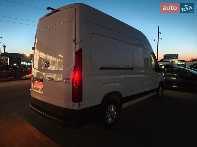 Грузовой фургон Maxus e-Deliver 9 2023 в Киеве